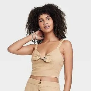 🍓 5/$5 • Universal Thread • Tan Crop Blouse